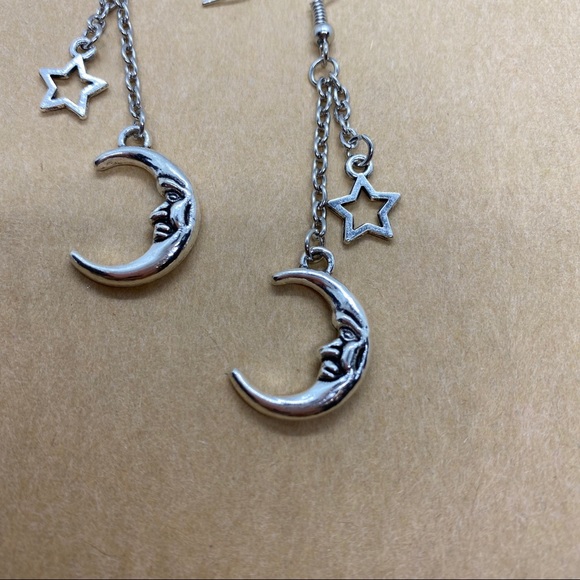 The Moon & my Stars Drop Chain Earrings 🔮 - Picture 3 of 6